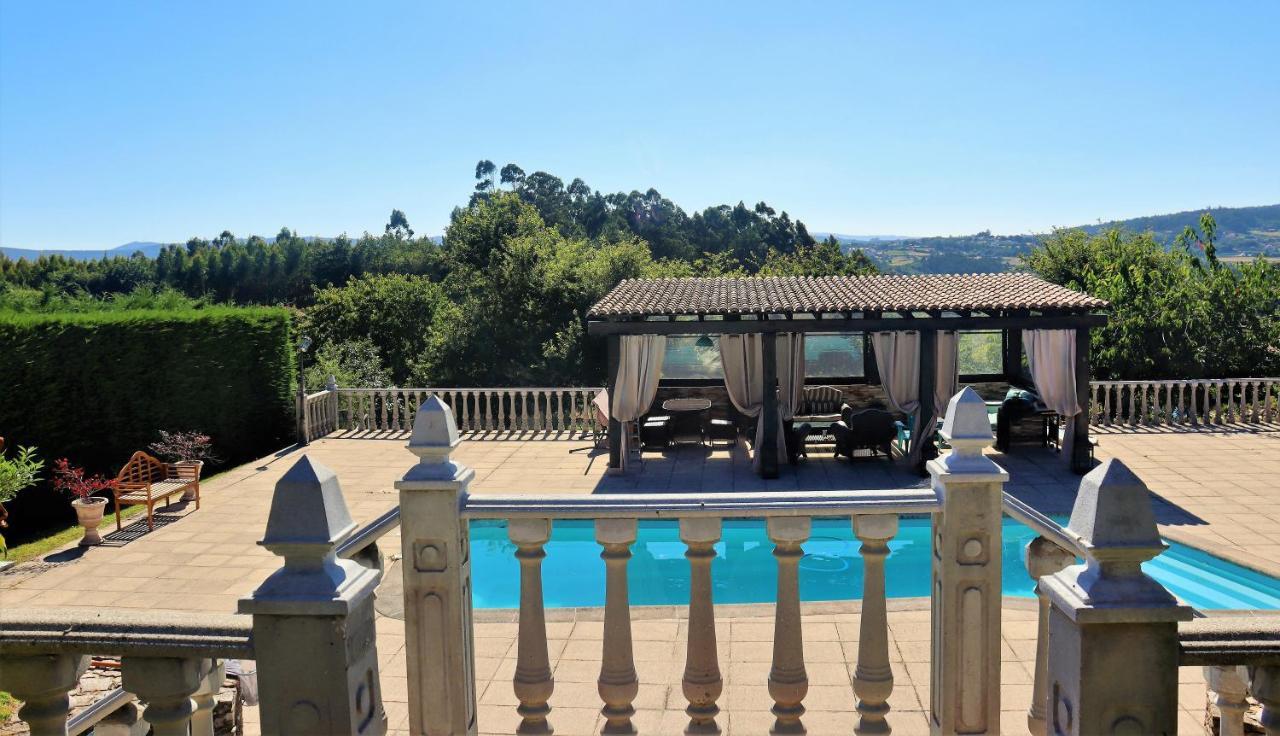 As Seis Chemineas Villa San Julian De Sales Eksteriør bilde
