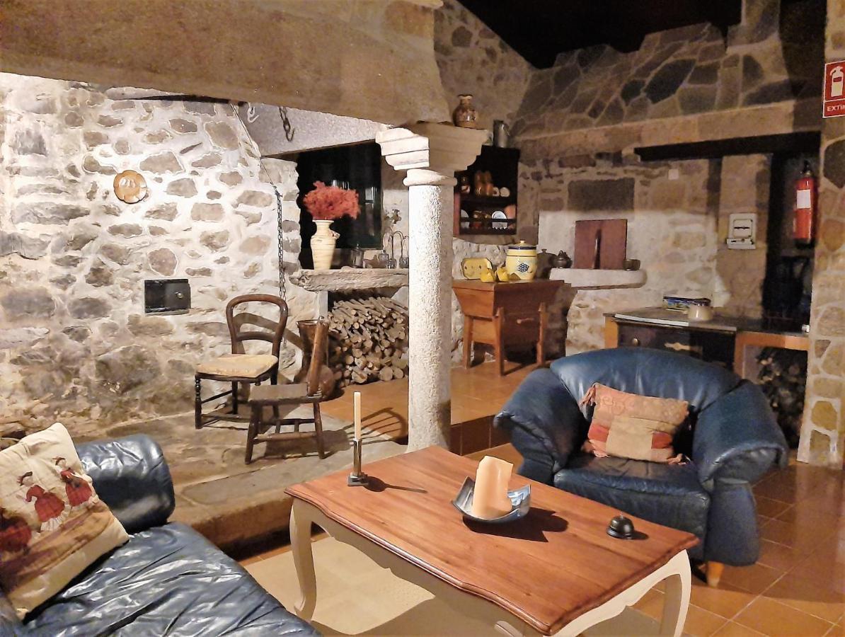 As Seis Chemineas Villa San Julian De Sales Eksteriør bilde