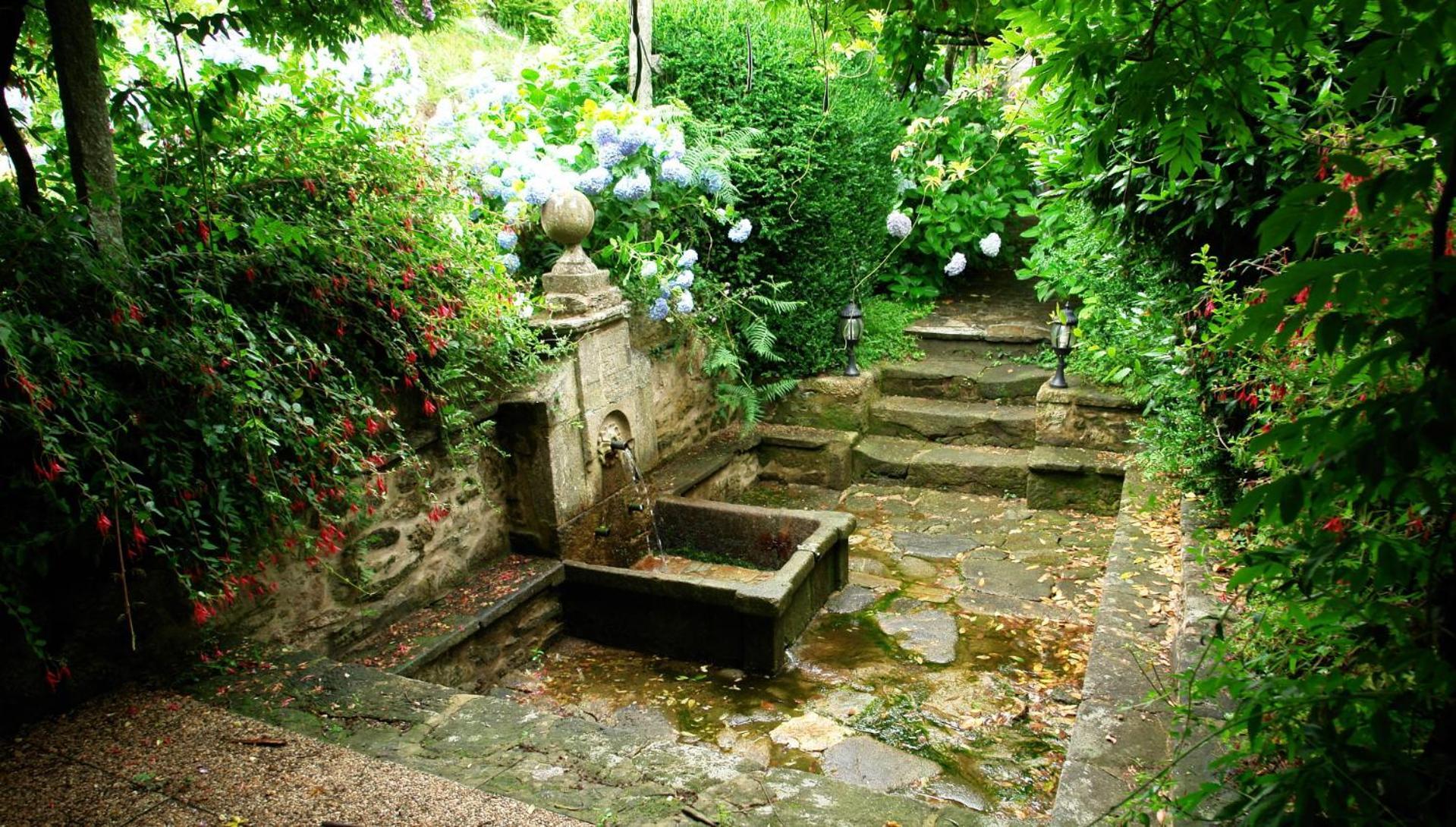 As Seis Chemineas Villa San Julian De Sales Eksteriør bilde